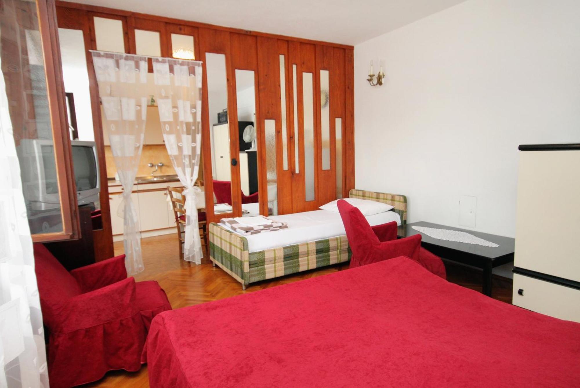 Apartments With A Parking Space Novi Vinodolski - 2423 Room photo